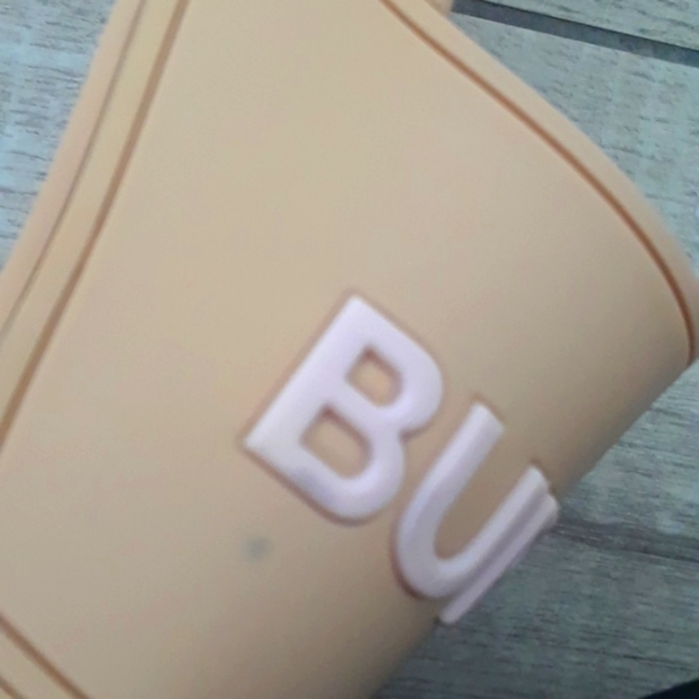 BURBERRY FURLEY LOGO SLIDES..SIZE 38 - Picture 10 of 14